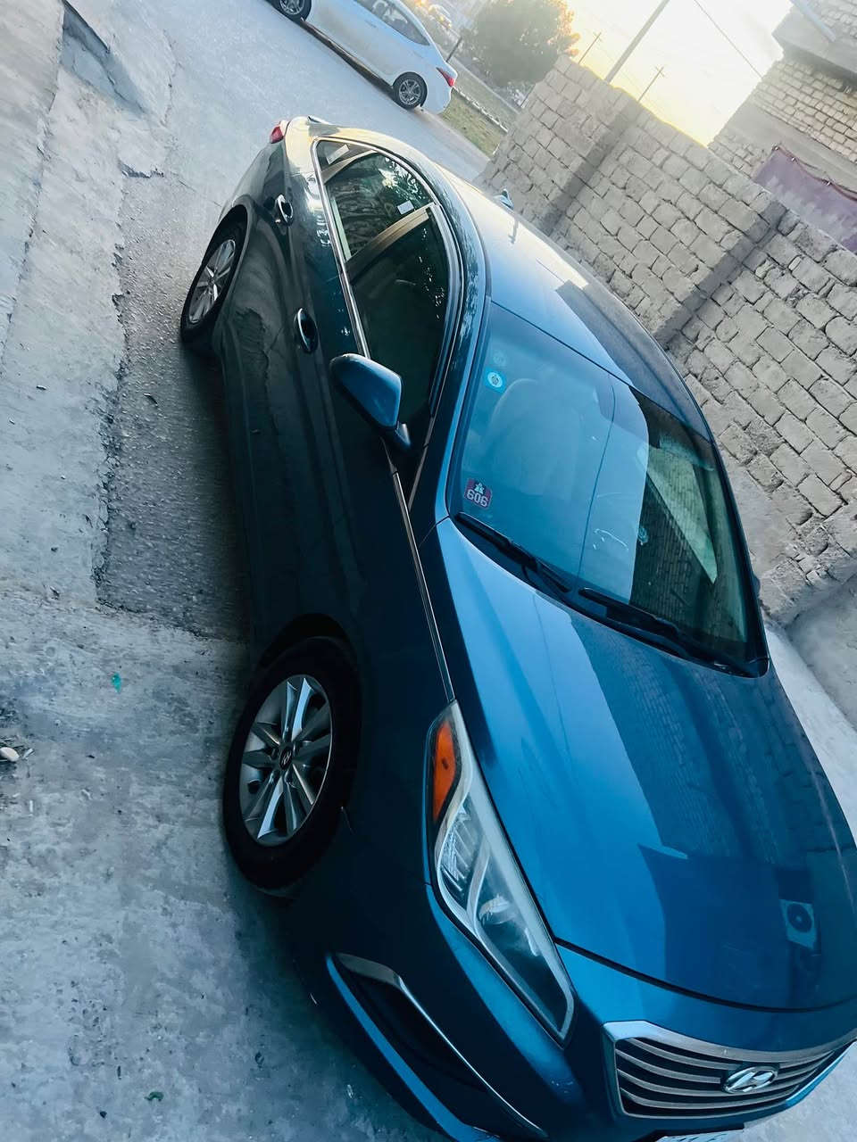 السلام عليكم للبيع سوناتا 2016 رقم بغداد باسمي حادث جاملغ خلفي ونص قبق جنطه بدون دواخل بجم كبس حداديه تخم تاير مكينه كله جديد ماشيه 110 السعر 118 وبيها مجال 
للاستفسار *********** Singapore
