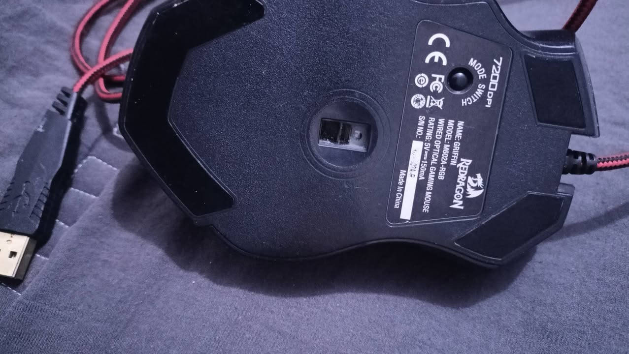 ماوس رد دراكون
DPI 7200
مستخدن سعر 15 الف


**إذا كنت صاحب هذا الإعلان وتريد حذفه لأي سبب، رجاءا أرسل رسالة إلى الدعم الفني**