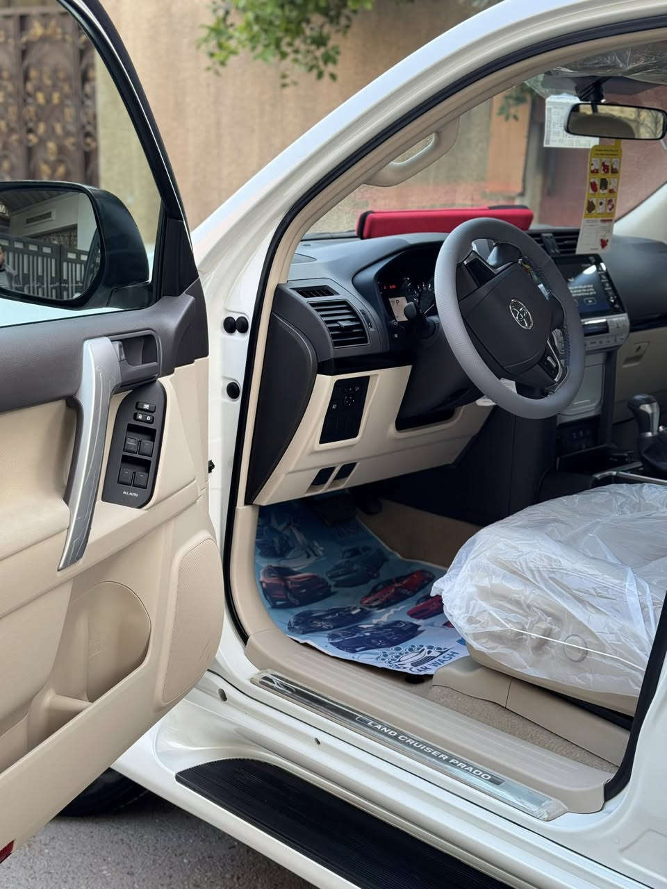 بسم الله الرحمن الرحيم
للبيع او المراوس حسب الرغبه 
من نوع:برادو.     موديل:2023
الرقم:اربيل باسمي.   الفئه:TXSمدنايت
سعة المحرك:4000 V6.   العداد:11الف حقيقي 

مكفوله كفاله عامه من كل شي

المواصفات 
بصمه 
فتحه
شاشه كبيره 
مري شفط+كهرباء
كراسي كهرباء 
دفع رباعي 
لايت زنون
حساس خلفي 
سبير تعليك 
دبل تانكي
شاحن وايرليس

وبعد بيها هواي مواصفات مذكرتهن معروفه ال TXS

السياره خاضعه لضمان شركه ساز.  سنتين او 40 الف كم

السياره شرط بوضع الوكاله جديده بالخير عل ياخذها

العنوان بغداد 
للاستفسار الاتصال على الرقم
 

‭0778 019 0478‬
