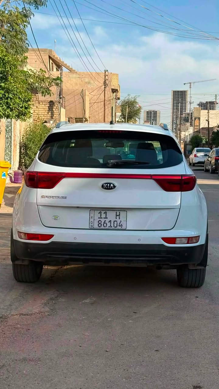 السلام عليكم

سبورتج 2018 خليجي

محرك 2000 دوش

مري شفط

كراسي جلد ومخمل 

شاشة

بصمة تشغيل و ابواب ترحيب

السعر 175 وبيها مجال للطيبين
***********
