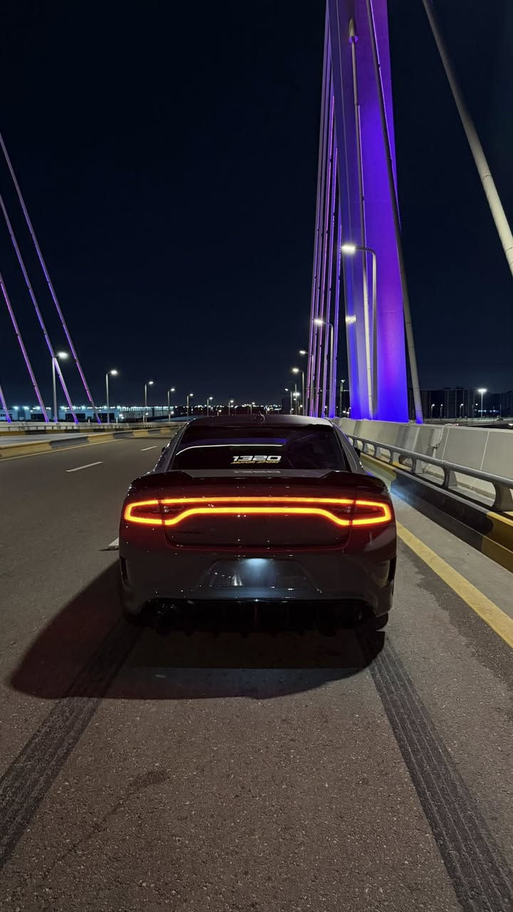 سلام عليكم كل عام و انتم بخير
للبيع جارجر سكات باك SRT 🐝 2018 
الون اسمنتي رقم بصره أنكليزي تحويل ثاني يوم 
و حتى بسنويه مكتوب 6400 

مواصفاتها : 
تحكم سترين + شفتات 
شاشه حجم 8 كبير مع أنضمه قياده SRT 
حساس خلفي 
داخل مخمل مختم شعاره 🐝
فجوج 4 بستم برمبو 
وباقي المواصفات معروفه بالسكات 

عليها أضافات : 
شوته موبر مفتوحه 
بلكات ريسنك 
ولف حماوه ريسنك 
غرفه مغطس كاربون + خط اصفر 
كزوز مفرغ + دبات اجتي باور ريمونت غلق او فتح 
عليها ويل نجمه خسفه قويه 
تغليف اسود طافي بنيد و قماره جديد هستوه مشتغله الجماليه 

سياره محرك مفتوح و مشتغلها شغل كامل يم محمد عرب او كراج موبر  
من محرك و تبريد و برمجه وكل شيء سياره جاهز على اخر حبايه و كله جديد شاده الها و وكاله 

حادث السياره : من أمريكاء فقط بنيد بدون دواخل 
وتعرضت الحادث بالعراق صاره بيها جاملغ الأيمن و بيبان ثنين تبدلن و نصبغن وهم بدون دواخل يعني سياره لا شاصي ولا اي شيء يعني بيها صبغ مع البنيد 4 قطع و الباقي كفاله 

سعره 180 وبيها مجال بسيط الشراي 

مكانها البصره 

رقمي : ***********
