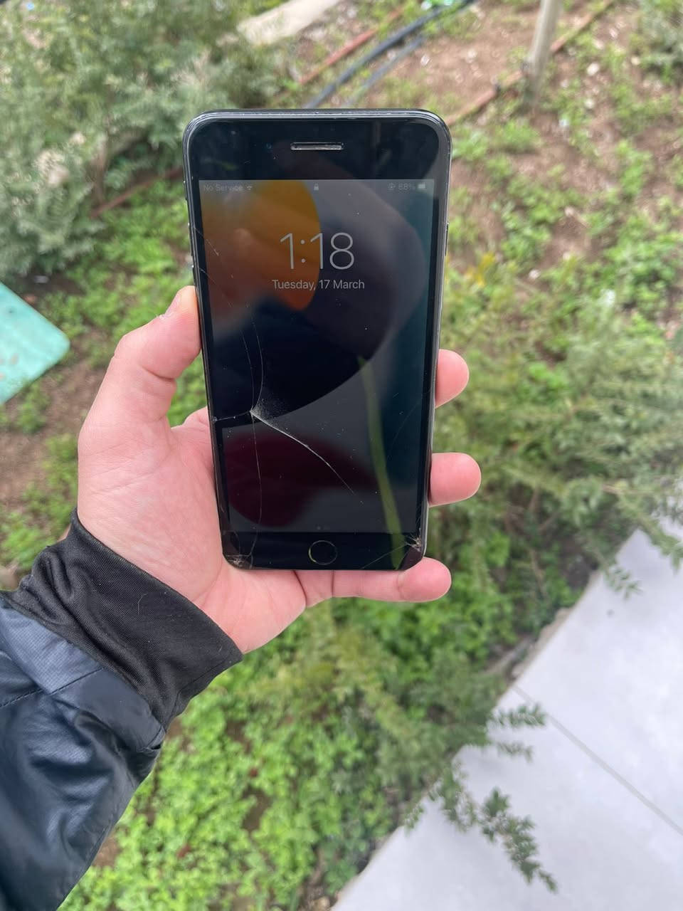 سلام عليكم عندي ايفون 7بلاس نضيف مبدل بطاريه و بيه كسر بل لمس  يعني شاشه ما مبدل سعر100الف عنوان رابرين
 ذاكره128


**إذا كنت صاحب هذا الإعلان وتريد حذفه لأي سبب، رجاءا أرسل رسالة إلى الدعم الفني**