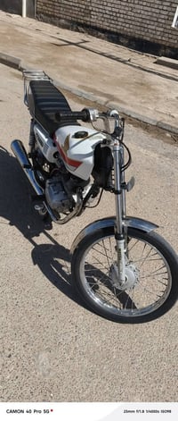 دراجه نامه للبيع حلوه ونضيفه خير من الله ناصرية مركز 07872000793