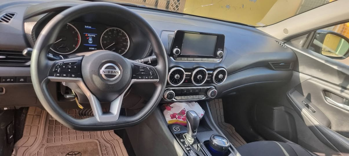 السلام عليكم
نيسان سنترا 2023 
مواصفات S
ماشية 25
ضرر بونيد فقط 
ايرباك كلة سليم شرط 
كير ومحرك شرط
السعر عل خاص 
او الاتصال ***********
مكاني موصل ناحية القيارة
