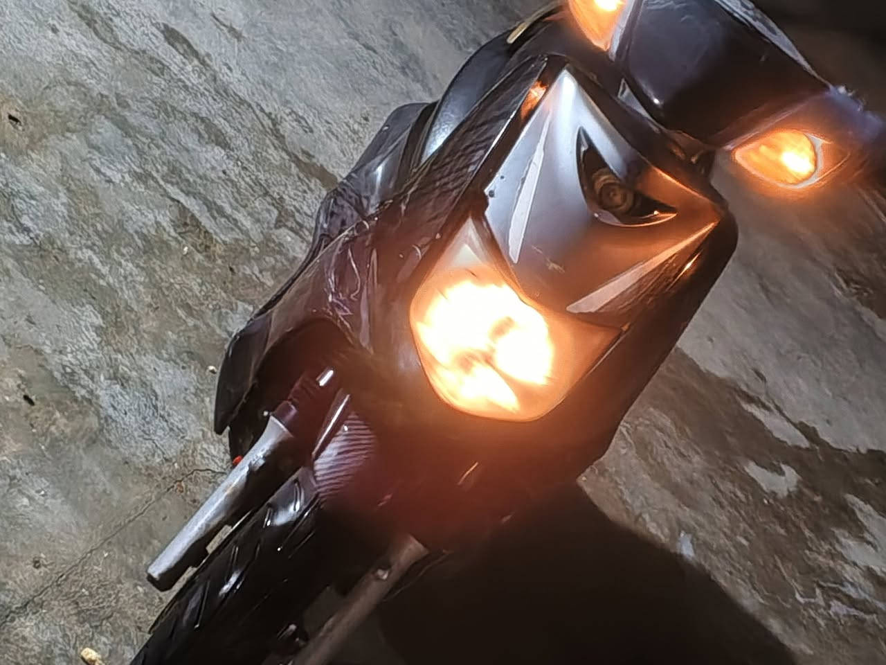 دراجه سكنس نثيى البيع دراجه كامله ناقصه بس كفرات نكره سلف دراجه خير من الله سعره ٤٠٠وبيه رقم ***********
مكان بغداد الراشديه

