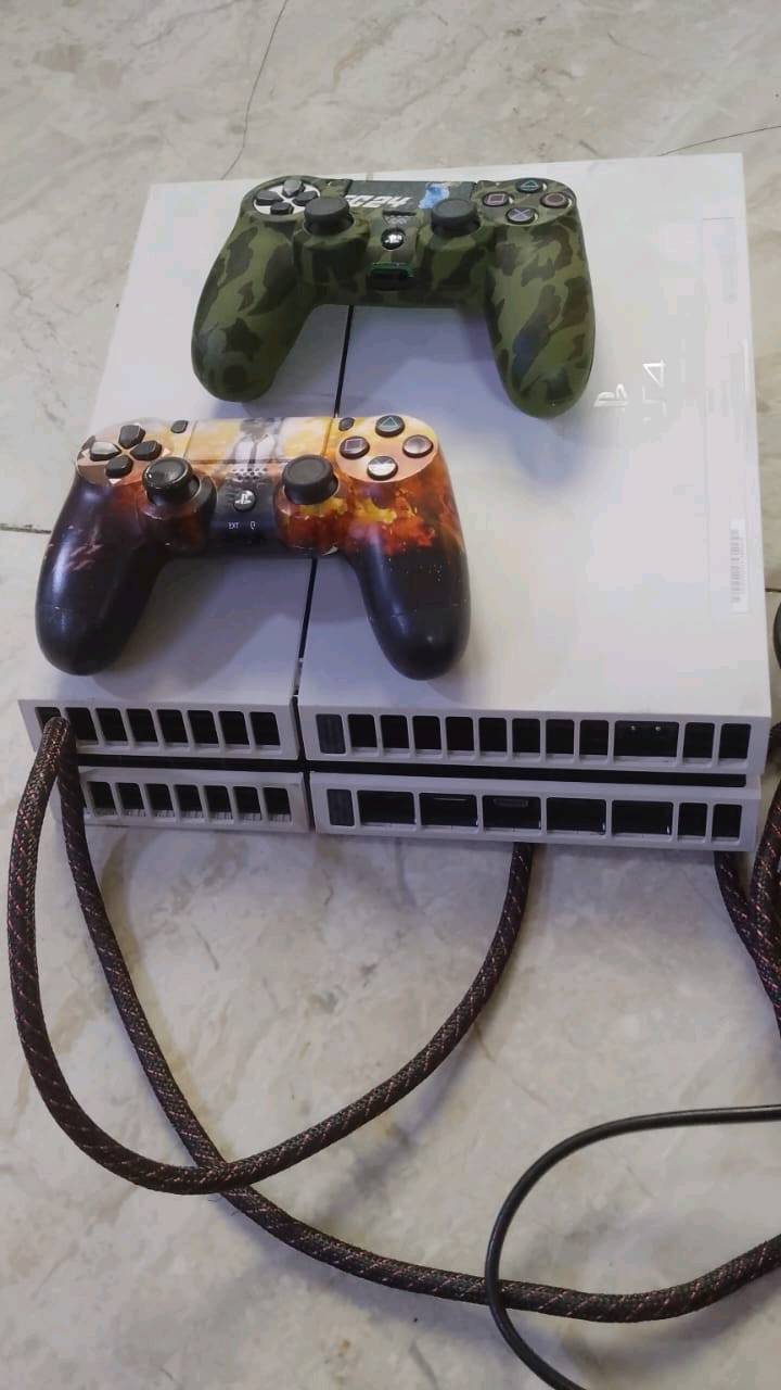 بلي فور للبيع وياه دبل جوستك واقراص عدد 3 