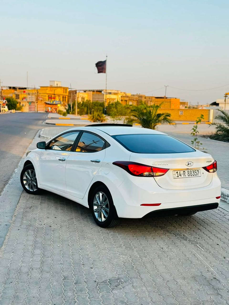 سلام عليكم النتره مديل 15فول مواصفات فتحه خليجي مكينه 1800سياره جاهزه مكينه كير حداديه تبريدسنويه 2030  سياره مكفوله من ضربه مامكفوله من صبغ بيه صبغ السعر 108مكاني البصره ***********
