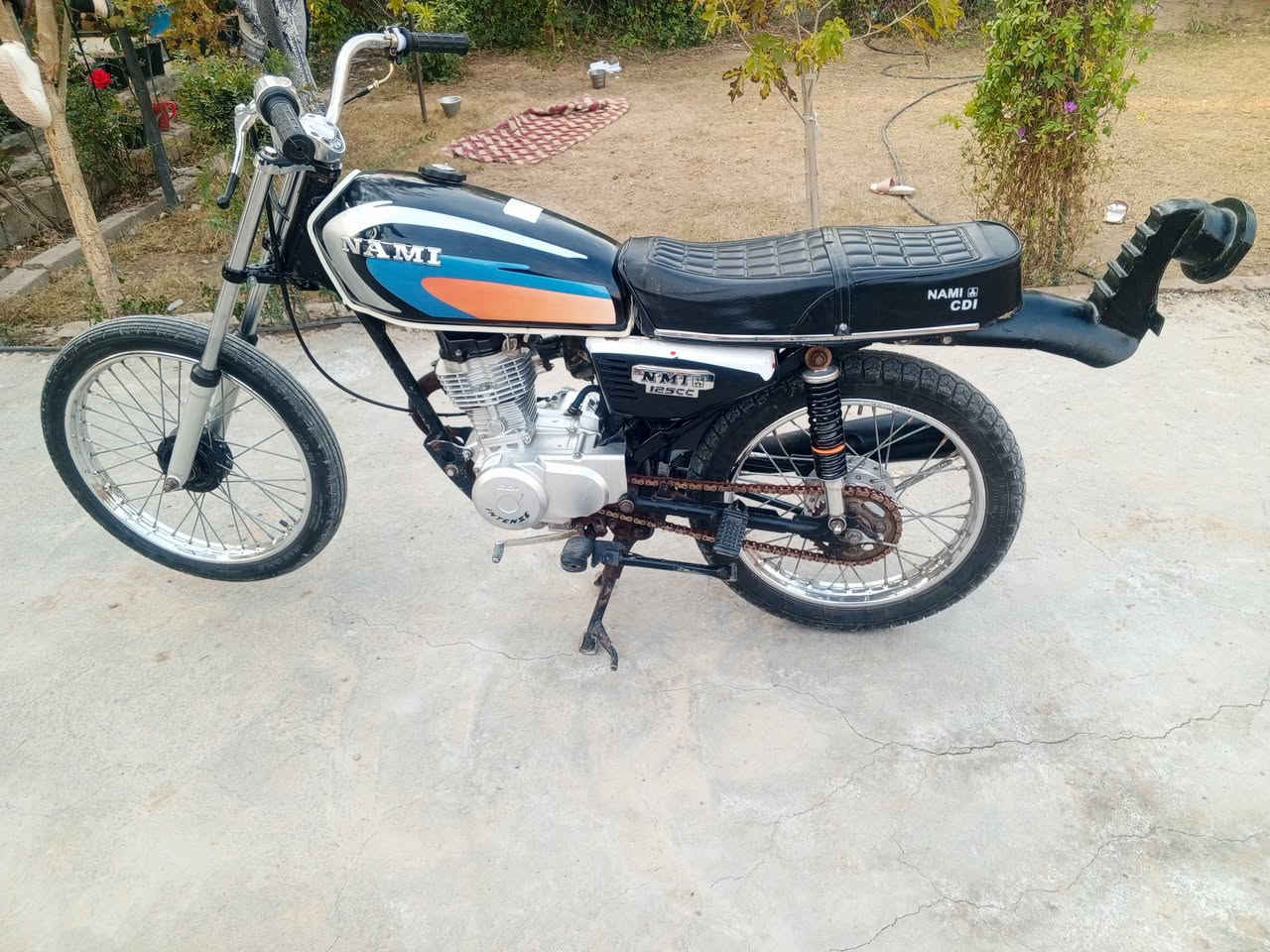 دراجه للبيع لي يريده بي خير ويدلل


**إذا كنت صاحب هذا الإعلان وتريد حذفه لأي سبب، رجاءا أرسل رسالة إلى الدعم الفني**