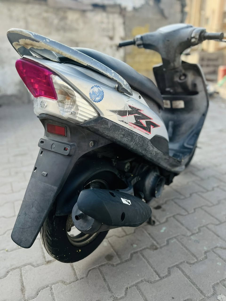 سلام عليكم
ماكس عدله

اللون رصاصي 🩶

ختم واحد مع المكينة 

موديل 2005 ملاحح فولل ✨

شلعة ومعدل 💯 كهربائيات شغال 

سلف هندر  عينه لايت 💡

دراجة حلوة وبالعافية ع الياخذهة ❤️‍🔥

للاستفسار :    ‭ 0785 913 9399   : 0772 915 2983

المكان " الطويسة 📍
