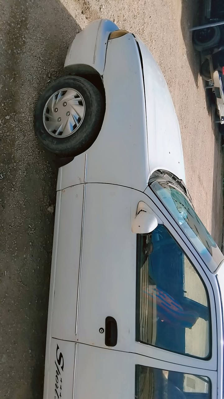 دايو سلو رقم بغداد دولي موديل 93جاهزه من كلشي تبريد ثلج تخم تاير باتري جديد جام كله كهرباء سنترك لوك ابواب  مسجل سيدي لا ضبربه ولا خويس محرك 1400 محرك جديد كير اوتماتيك حته اوفر لكير شغال معروضه 35 عنوان رمادي
***********
