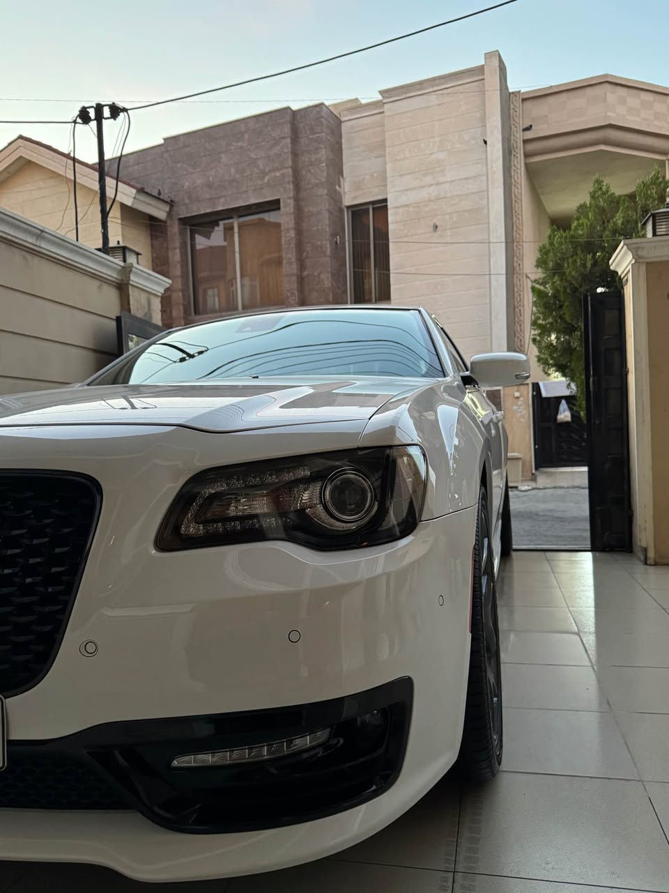 السلام  عليكم ورحمة الله وبركاته 

‏‎‏‎      لـلـبـيع 

كرايسلر اوباما   —  Chrysler Obama (S)

‏‎‏‎وراد خليجي كفالة دعامي ل دعامي كامل ب شرط.    

‏‎‏‎الموديل     ٢٠٢٣

حجم المكينه   — 3600/ V6

‏‎‏‎اللون               — ابيض    

‏‎‏‎المسافه المقطوعه — ٢٤،٠٠٠ ميل

‏‎‏‎صبغ: بدون صبغ 

‏‎‏‎المواصفات 
‏‎بصمة 
‏‎‏‎- بصمة أبواب
‏‎‏‎-ترحيب عند الاقتراب ‏‎
- گير ماوس 
‏‎‏‎- رادار جانبي و امامي ً
- شاشه ديجتال 
-اشاره بالمرايه 
‏‎‏‎-شاشه كبيره تدعم نظام الأبل كار باي ونظام الاندرويد 
‏‎-اوتو هولد 
‏‎-اوتو ستوب 
‏‎‏‎-كشنات تدفئة  أمامي و خلفي 
‏‎‏‎- بگ لايت LED 
- ليد نهاري 
‏‎‏‎-كرسي السايق بحركة كهربائيه 
‏‎‏‎-تحكم ستيرن جهتين 
‏‎‏‎-تحديد سرعه 
‏‎‏‎-مانع انزلاق 
‏‎‏‎-كامره خلفيه دواره 
‏‎‏‎باقي المواصفات المعروفه فللل ١/١ 

‏‎‏‎السعر / اتصل    

‏‎‏‎موقع  السياره  : أربيل   

‏‎‏‎للأستفسار    *********** أربيل, العراق
