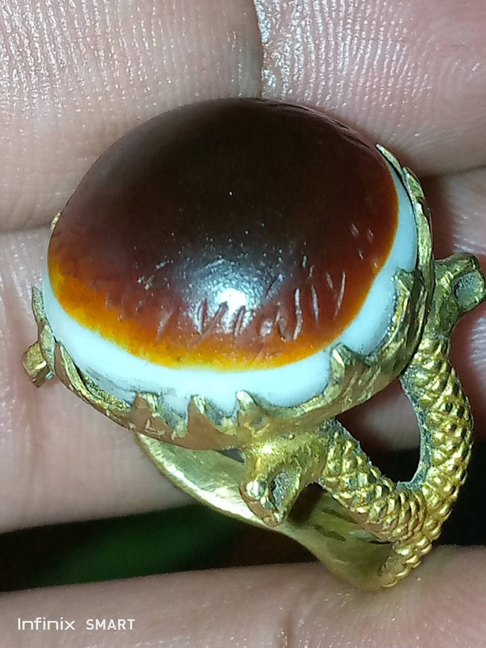 جزع يماني قديم
منقوش عليه بسم الله الرحمن الرحيم رب اشرح لي صدري ويسر لي امري واحلل عقده من لساني يفقهو قولي....   وفوك لااله الله محمد رسول الله علي ولي الله.......قالب ٧ معادن 
السعر ٦٠


**إذا كنت صاحب هذا الإعلان وتريد حذفه لأي سبب، رجاءا أرسل رسالة إلى الدعم الفني**