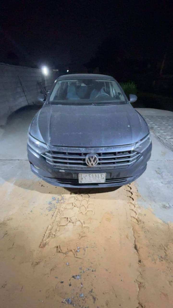 موصفات ال (s) معروفه شاشه ورادار وتحديد مسار ونقط عمياء وكاميرا
سياره رقم بغداد معوقين تنتهي بسنة ٢٠٢٧
عليه غرامه مليون او ٣٠٠ ينزل من سعر السياره
 حادثه بيند وجاملغ و الصندوك مضروب وراجع بارد  وبيه كلير بابين صفحة الراكب من امريكا وتجي على الفحص
 ينرادله ترتيب لسياره مدارية بانزين ودهن اصلي بيه 
سياره عارضه ب ١١٥ ينزل من سعره الغرامه ١٠ ورقات يعني ب ١٠٥ وبيه مجال 

هذا رقمي بي واتس اب واتصال 

***********
