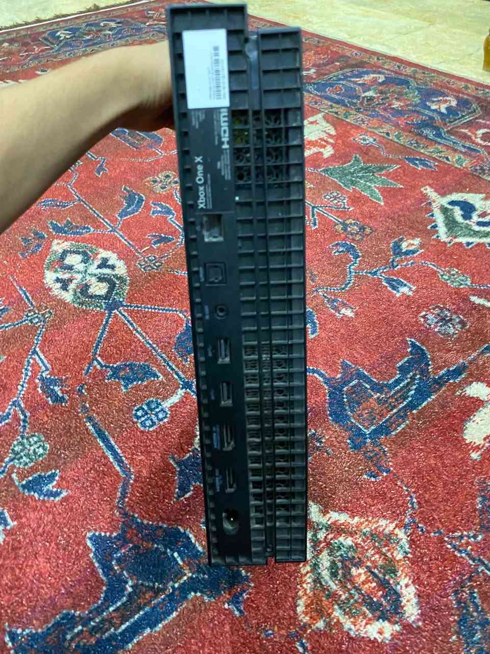 اكس بوكس ون اكس
اداء مقابل سعر
ذاكرة واحد تيرا
اشتراك كيم باس التمت شهر ونصف
جوستك عدد 1 مع بطارية
مع حساب فيه عدد من الألعاب مثل بيس و فورت ناي روكت ليغ و واتش دوغس و fc26
السعر 225 الف قفل 
العنوان البصرة الطويسه فلكة العروسه
الهاتف : ***********
