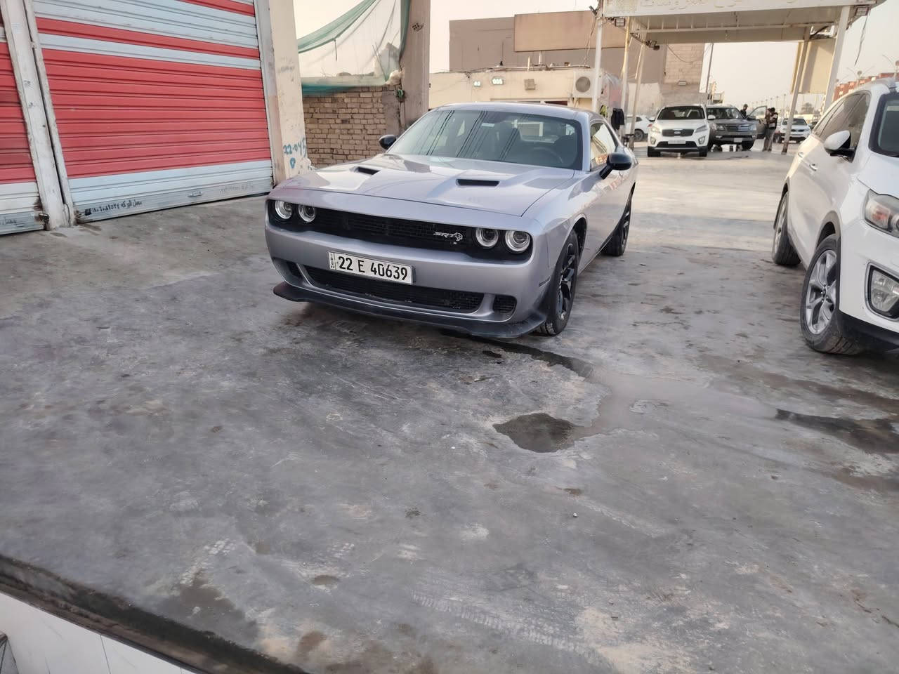 السلام عليكم.. جالنجر ٢٠١٦ محرك ٣٦٠٠..جلد وشاشه جبيره.. تو ويل.. رقم اربيل باسمي.. مكانها بالحله حادثها فقط دعامية خلفيه.. بيها صبغ دعاميه اماميه و خلفيه فقط.. بدون صبغ بدون ايرباك.. 
عارض ب ( ١٥٠ ) بيها مجال.. ماشية ١٣٠ الف مايل قابل)للزياده.. *********** ..
