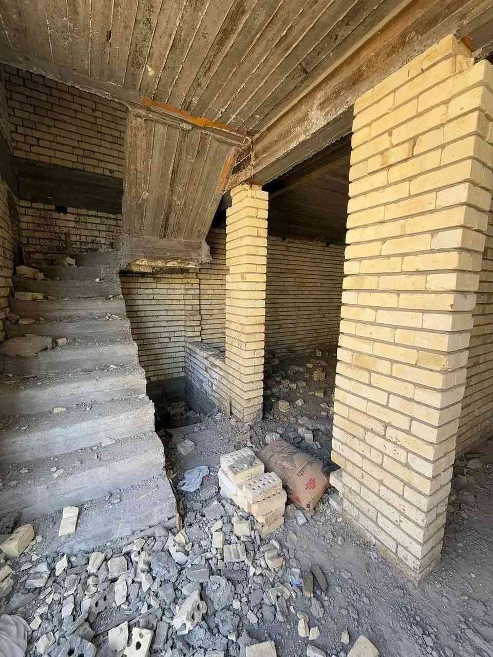 السلام عليكم خلفات بناء
 لبناء وترميم البيوت 
بناء _ ترميم _ اضافه بناء _ هدم نعمل كرسته وعمل او عمل فقط التوصل خاص او عبر الرقم *********** متوفر واتساب
