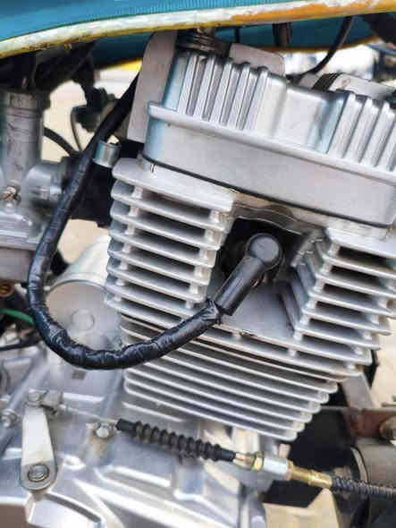 سلام عليكم مكينه كربلائيه 200 البيع مكينه ما مفتوحه بس كايمه سعره 175 وبيه مجال مكاني حيانيه ***********
