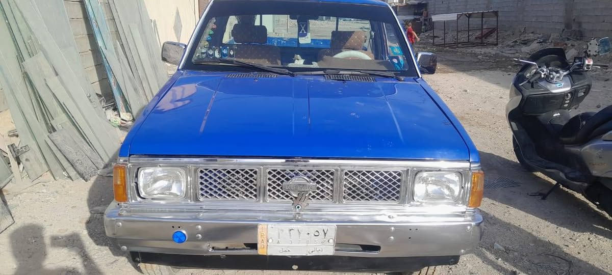 السلام عليكم بيكب للبيع موديل 1991 معمره جديد المكينه والكير حاوية السيارة كلش حلوة ومتعوب عليها تخم تايرات جدد كير اوتوماتيك رقم ديالى بسم جاري تحويل مباشر السعر 39 العنوان بغداد البياع هاتف ***********
