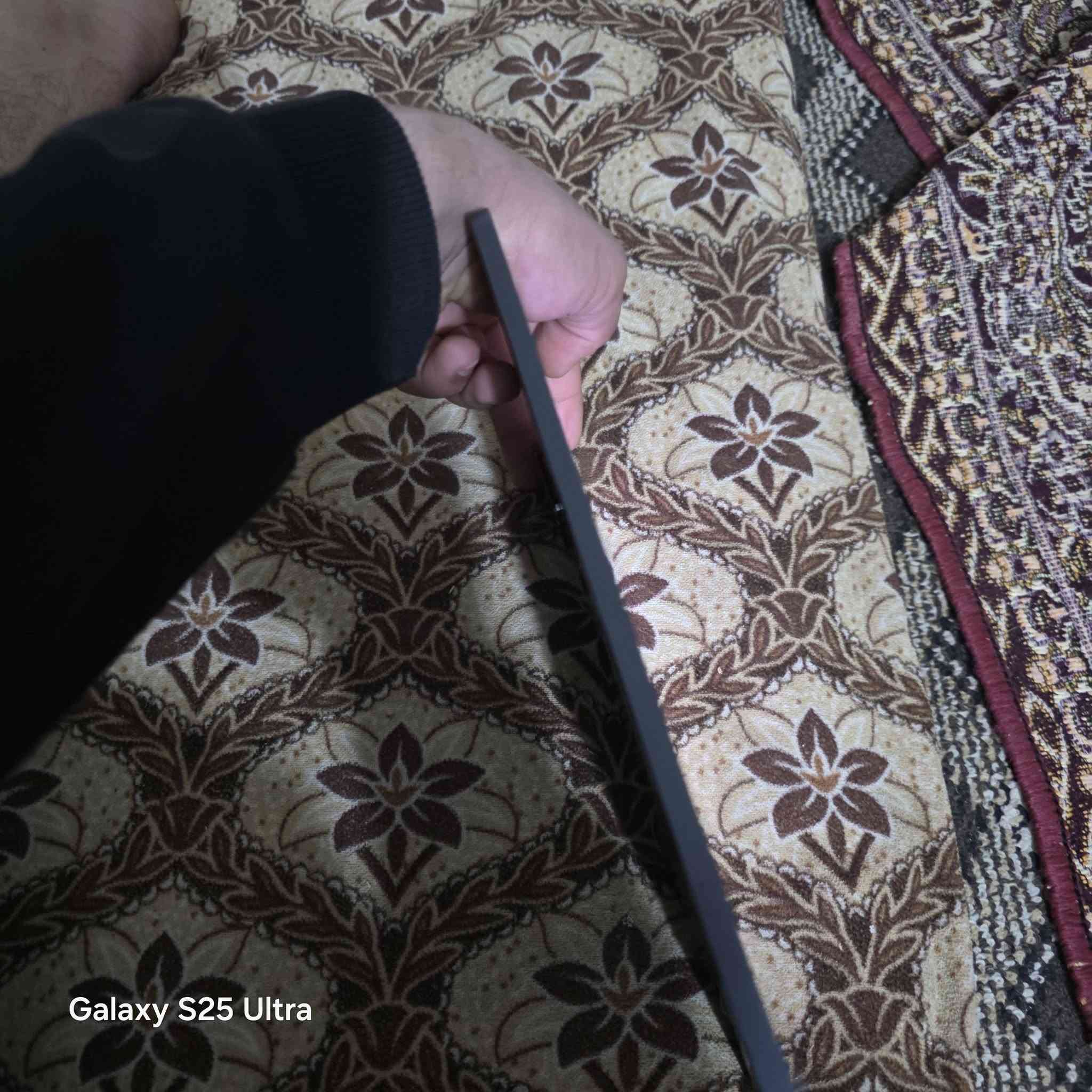 ايبادشاومي ٧ برو مستعمل قليل او صار عندي ضرف السعر ٥٠٠او مجال قليل***********,دالئ
