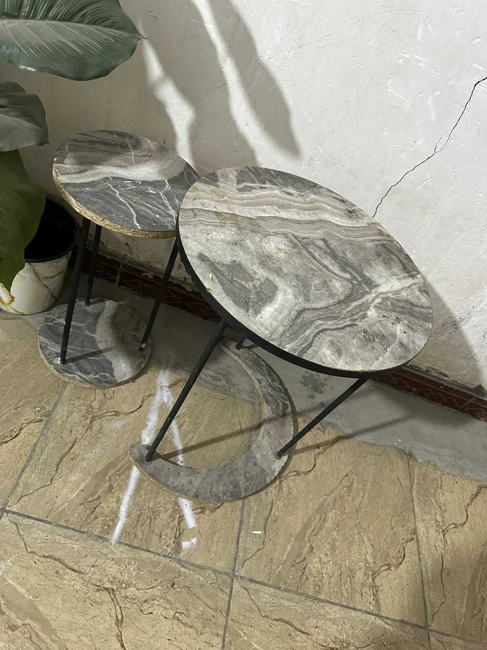 غراض للبيع مستعجل جاي انتقل طبلات ثنين ١٠ طبلات رباعي ٢٥ ومغسله صالون نضيفه ١٥٠ وصور ع ١٠ ثنين ١٥ وميز طعام مع كراسي عدد ٥ سعره ٦٠ مكاني حي رساله مستعجل وكنتور مفتوح تركي قوي جدا ٦٥


**إذا كنت صاحب هذا الإعلان وتريد حذفه لأي سبب، رجاءا أرسل رسالة إلى الدعم الفني**