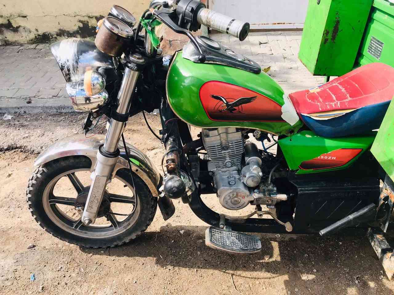 سلام عليكم ستوته كربلائيه موديل 2022 اوراق وكيلها الاخوين ستوته بديها نضيف يخبل والمحرك نضيف بس مفتوح مكاني حي الحسين شارع مؤسئ الكاظم الستفسار علئ الرقم *********** الشريحه مسدوده بيها واتساب فقط
