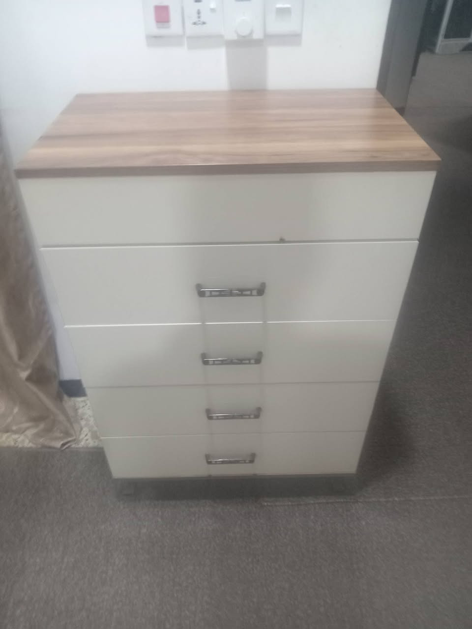 سلام عليكم غرفه  تركيه
نظيفه كلش اخت جديد تعال شوف بعينك


**إذا كنت صاحب هذا الإعلان وتريد حذفه لأي سبب، رجاءا أرسل رسالة إلى الدعم الفني**