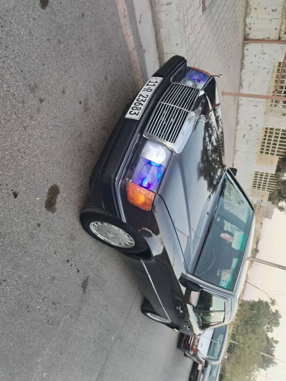 ي السلام. عليكم مارسدس دب 300 محرك بطه 2500 محرك كيرر مكفول موديل 1992 رقم بغداد رقم دولي مشروع وطني تحويل شرط تبريد شغال ثلج اريل كهرباء غرفه جديده صدر امامي خلفي جديد سنتر لك ريمونت منضومه ليت زينون. عالي ناصي  سياره حيل حلوه مال جناي مكان السياره ديالئ سعرهه 72 بيهه مجال لل شراي بيع او مراوس حسب قناعه ***********
