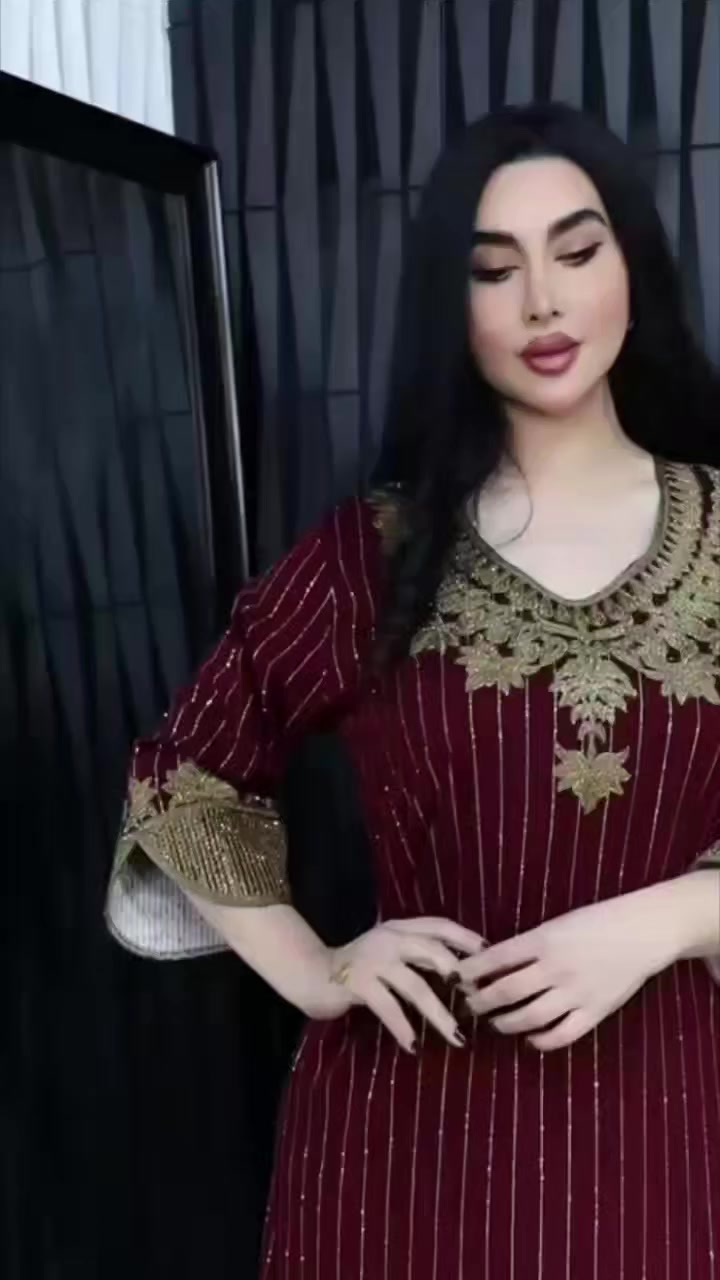 رمضاني كشخه 🩷
     كشمير 🩵 ميسم 💟 
     تطريز غباني 🫶 صدر وردن 🫰 
   درجة أولى 💯
قياس راهي 
L/ XL/ 2xl
الوان 🌸 زيتوني رصاصي نيلي خردلي ماروني


**إذا كنت صاحب هذا الإعلان وتريد حذفه لأي سبب، رجاءا أرسل رسالة إلى الدعم الفني**