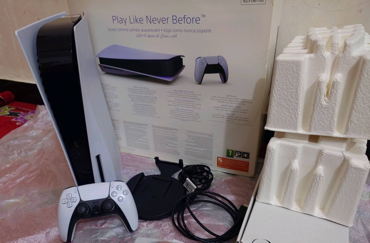 عندي جهاز بلاي ستيشن 5 للبيع، بحالة ممتازة جداً وبالكرتون الأصلي. الجهاز يجي مع كل الملحقات الضرورية مثل الكابلات ويد التحكم. جاهز للاستخدام فوراً ويقدم لك تجربة لعب لا مثيل لها مع دقة 4K وسرعة فائقة.

إذا عندك أي استفسار، لا تتردد في مراسلتي.