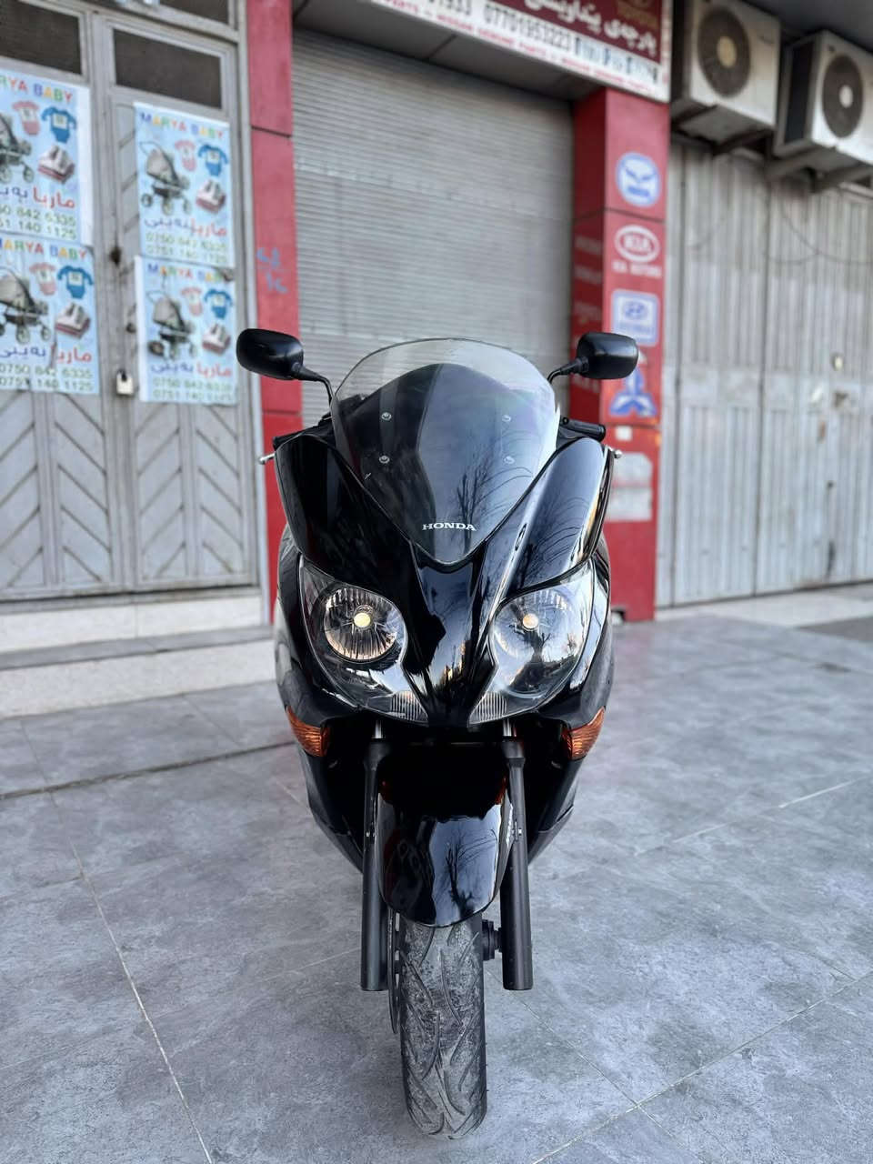 فۆڕزا ٠۱٠ تایەی تازەیە گێڕەکانی هەمووی ئیش ئەکات قاچ حاسە هەمو گیانی بەشەرت ماتۆڕەکە زۆر پاک ماوە تەوە مەکینەی نەکراوەتەوە سعری 11 گەلاو نیوو  و مەعامەلە
***********
