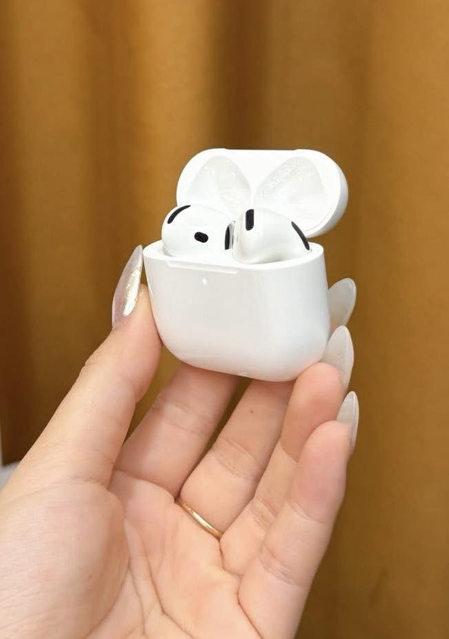 ايربود 4 ( الجيل السادس ) اصلي أمريكي باله. مع حافظة وكيبل كتان
النظافة 90% , شغالة كله وع الفحص 
بدون كارتون بالةةة 
إيمي بموقع ابل - الشركة المصنعه ابل 
سعرها واصل 25 الف #شرط_الفحص_قبل_دفع
واتس اب فقط
07705️⃣2️⃣4️⃣9142


**إذا كنت صاحب هذا الإعلان وتريد حذفه لأي سبب، رجاءا أرسل رسالة إلى الدعم الفني**