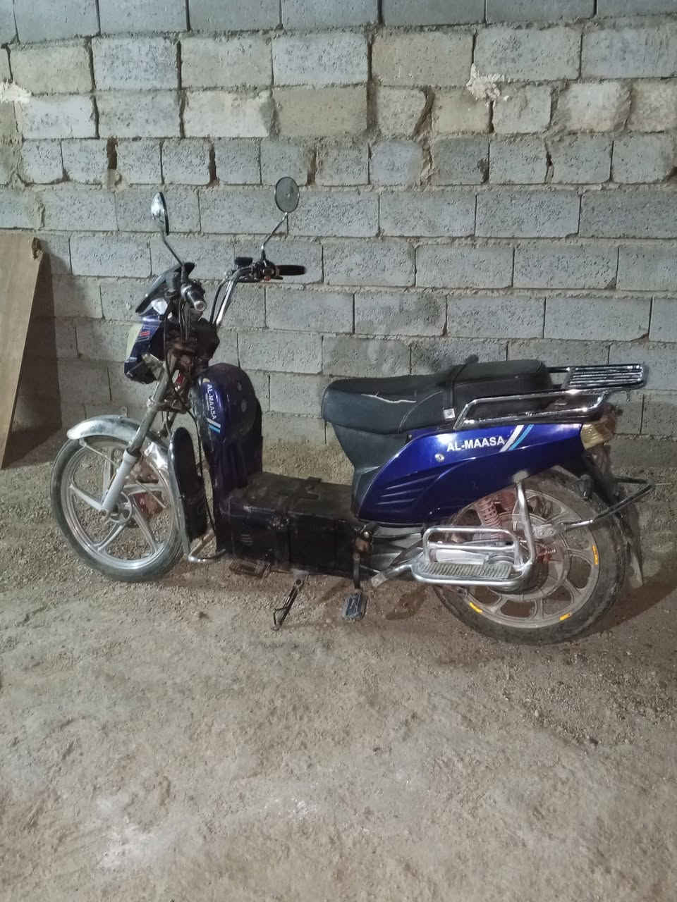 السلام عليكم موطور شحن للبيع شغال ما بي اي عطل بطاريات يقرن 10 السعر 275


**إذا كنت صاحب هذا الإعلان وتريد حذفه لأي سبب، رجاءا أرسل رسالة إلى الدعم الفني**