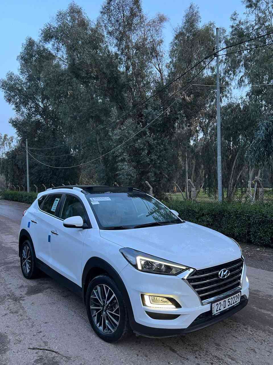 هيونداي توسان *********** (2019)HYUNDAI TUCSON
*********** وتساب
رقم اربيل جديد وهزة جديد
حجم المحرك : 2000 دوش 
وارد خليجي صفر اربيل 

الحالة : جاملخ وباب خلفي صبغ بدون داوخل بشرط بجم كبس خلفي كبس 
•سيارة نضيفة كلش 

•الممشى :76  كم km 

المواصفات :
بنوراما 
بصمة تشغيل 
بصمة عدد 2
ابواب بصمة 
يدات نيكل  
كشن كهرب 
مرايات شفط 
مرايات اشارة 
شاشة اندرويد 
شاحن لاسلكي 
مودات قيادة 
ثلاثة انظمة sport,eco,comfort
مثبت سرعة 
تحكمات ستيرن 
حساسات امامي
حساسات خلفي 
لايت لد
بك لايت لد
لايت عدسة متحركة 

تبريد تدفئة قطعتين خلفي
كاميرا خلفية دوارة
 ويل كروم 

📍مكان السيارة : اربيل
