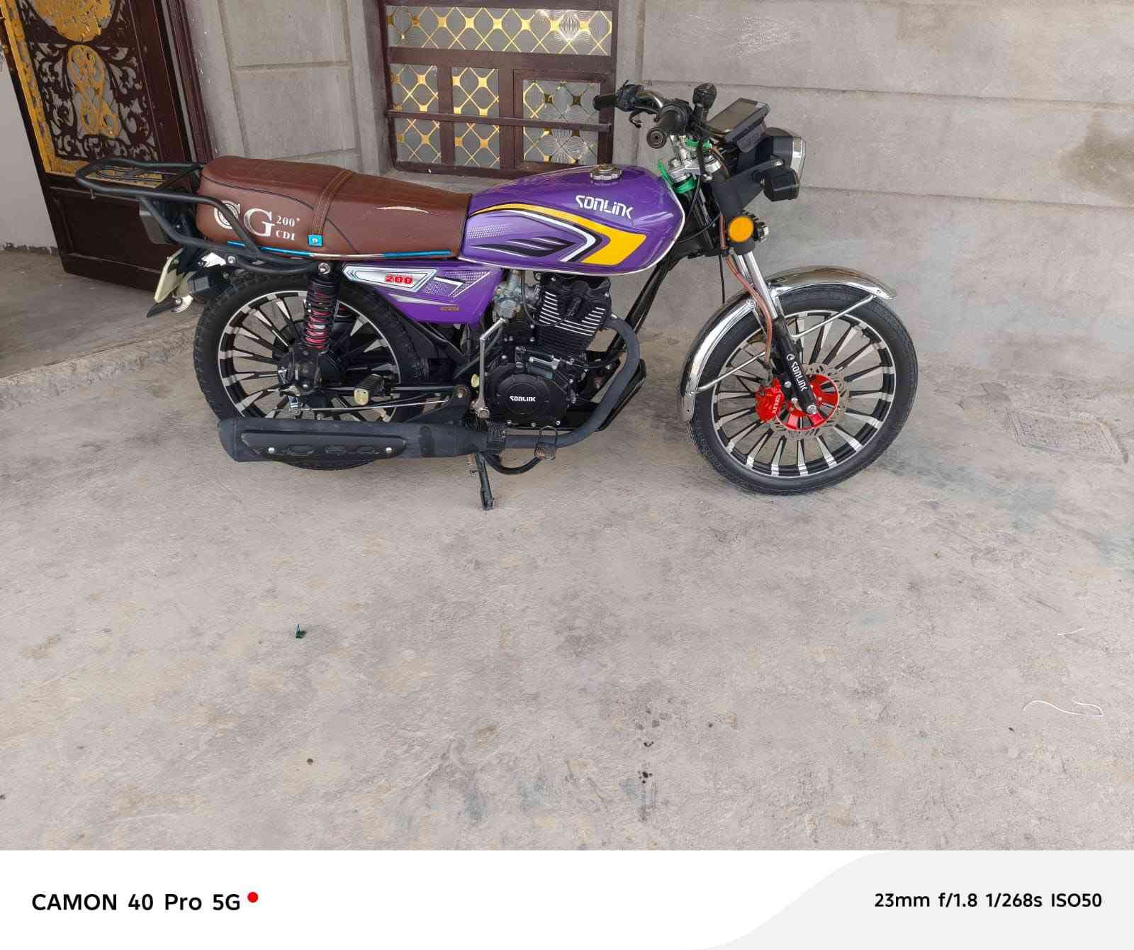 سلام عليكم دراجه للبيع موديل 25 اوراق بغداد  المكان واسط العزيزيه مكفوله كفاله عامه من كلشي كهربائيات كله شغاله درجه بعده جديده ما متعوبه مكلف بنشر لحد يراسل ***********
