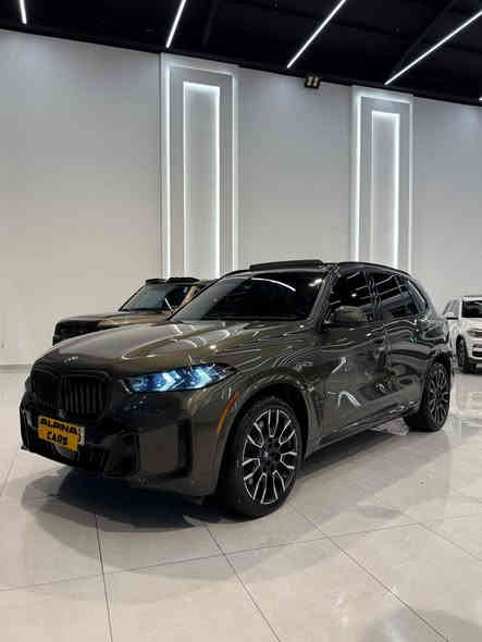 BMW X5 xDrive 50e 
M SPORT PACKAGE

شكل جديد🔥🔥

موديل:2024  
B58 TU2 3.0 16 turbo
سلندر:6 سلندر
 ماشي:25 الف مايل
شريكه:وارد اميركي كلين تايتل

 مواصفات:
الكاميرا الخلفية - سقف بانورامي - صندوق كهربائي - التحكم على المنحدرات - كاميرا 360 - تدفئة المقاعد - تبريد المقاعد - فتحة
السقف - بصمة - شاشة - مراقبة النقطة العمياء - التحكم التلقائي في درجة الحرارة - نظام بدء التشغيل - نظام فرملة الطوارئ - 8 وسادة
هوائية - المصابيح الأمامية ليد - مصابيح الليزر الأمامية - عرض المعلومات على الزجاج الامامي - تدفئة مقود القيادة - لوحة قيادة رقمية
- إنارة محيطية - أبل كاربلاي - مقاعد تدليك - xDrive
*********** بغداد
