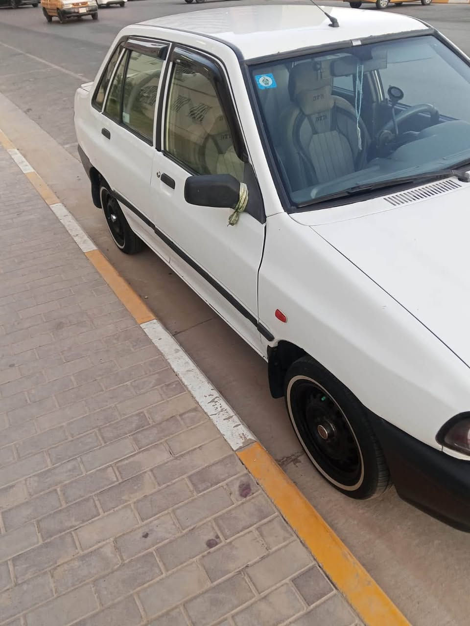 سايبه ٢٠١٢
كير مكينه جديد مكفوله لانقص ولاتبخير 
الجاملغ الامامي مضروب ع بارد شبر
شواصي مكفوله تبريد شغال كهربائيات كلهن شغاله السعر ٤٢ وبيها مجال العنوان مجمع بسمايه 
الرقم ***********

