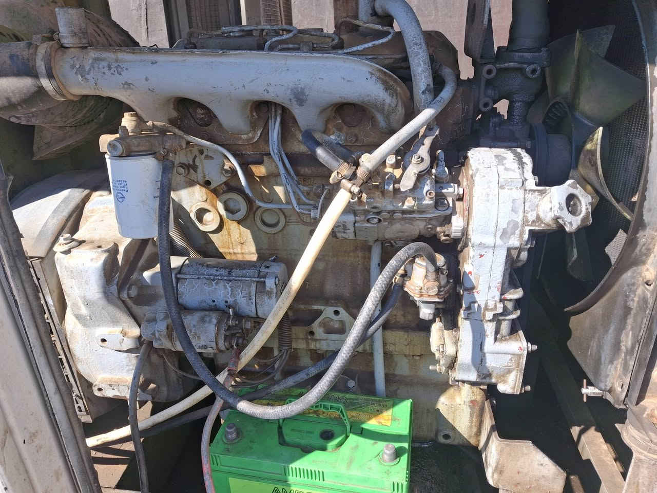 مولد افيكو 50كيفي مكينا 4سلندر كاتم بلادي مولد  شغال كلشي مابي 
السعر ٣٢ ورقه مكاني بعقوبه
***********
