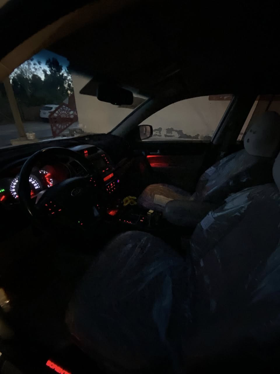 سورنتو كفاله عامه موديل ١٤ شكل ١٥
اربع سلندر فول مواصفات  

بصمه ابواب شاشه بلادي حساسات خلفي امامي

ثلاث قطع تبريد 

١٧٥ وبيه مجال

***********
