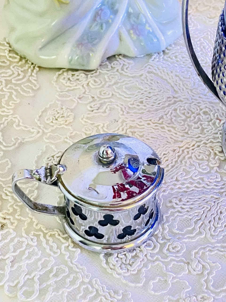 ⁨ مجموعة #كوبالت انتيك ✨
قياس الكبير7*8 سم
سعر المجموعة 10 الاف 

.
.

‎للطلب والاستفسار مراسلة الصفحة 💌💌
‎يوجد خدمة توصيل لكافة المحافظات🚕🚕
‎بغداد 5
المحافظات 8

.
.
.
.
.
.

‎#  #انتيكات #كوب #انتيكات_تحف فنتج بيجات_عراقية


**إذا كنت صاحب هذا الإعلان وتريد حذفه لأي سبب، رجاءا أرسل رسالة إلى الدعم الفني**