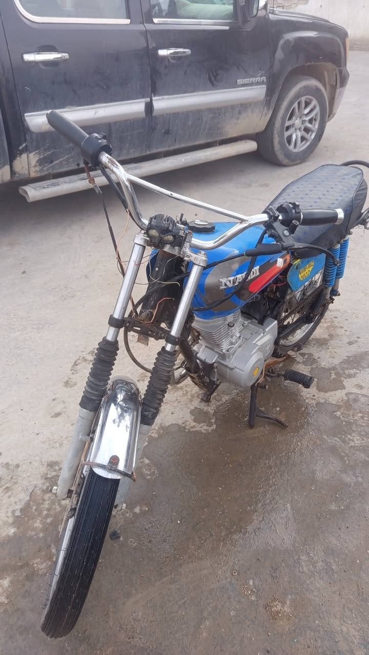 سلام عليكم دراجة للبيع موديل 2022 نامه MZ الدراجه خير من ألله هندر واحد ولدراجه كلك كلك المكان الرفاعي السعر 500 وبيها مجال رقمي ***********+واتساب
