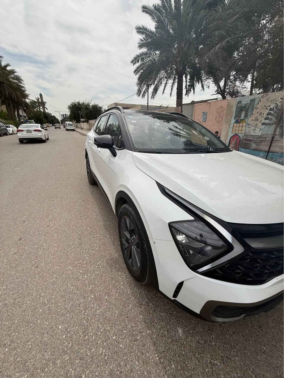 السلام عليكم
للبيع كيا سبورتج موديل 22 هايبرد 2 colour رقم بغداد وارد صيني ماشية 36 وقابل للزيادة
اربع كامرات
شاحن وايرليس
مري شفط
داخل جلد ابيض
بانوراما
شفتات ستيرن
مقاعد امامية تدفئة تبريد ومقاعد خلفية تدفئة
اوتو ستوب واوتو هولد وهاند بريك دكمة
رادار امامي جانبي خلفي 
تحديد مسار وقيادة الية 
صندوك كهرباء
لايت زنون متحرك وكشافات LED
كير ماوس
شاشة كبيرة متصلة
مانع انزلاق
محرك 2000 دوش المرغوب

بيها 3 رصعات بسيطة وعلى وضعها مامعدلة بالصندوق الخلفي والباقي كله كفالة

السعر المطلوب 19500$ وبيها مجال حك الجية
مكاني بغداد 
للاستفسار الاتصال 
*********** بغداد, العراق
