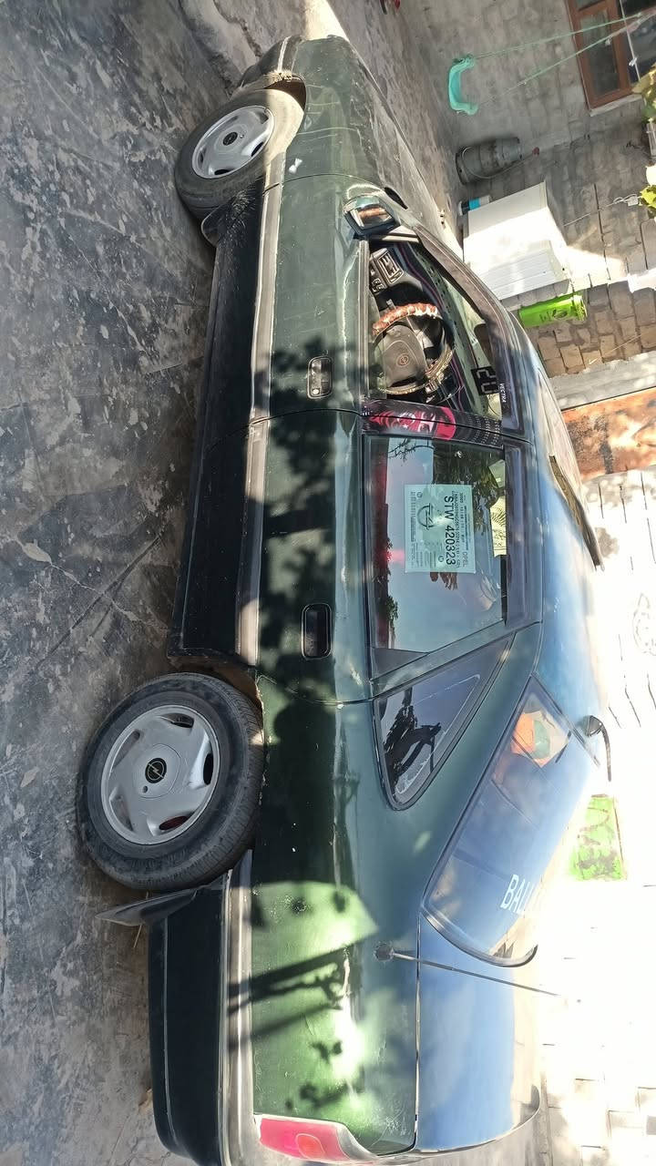 اوبل فيكترا للبيع حجم 20 سياره فول ناضفه ضرر جاملغ واحد خلفي  ضرر خفيف سلايد و جامات كهرباي سياره بعدهه علي وضع شريكه گير و محرك شرط تحويل وكاله شرط عنوان قضاء شيخان سعر 38 مجال بسيط ***********
