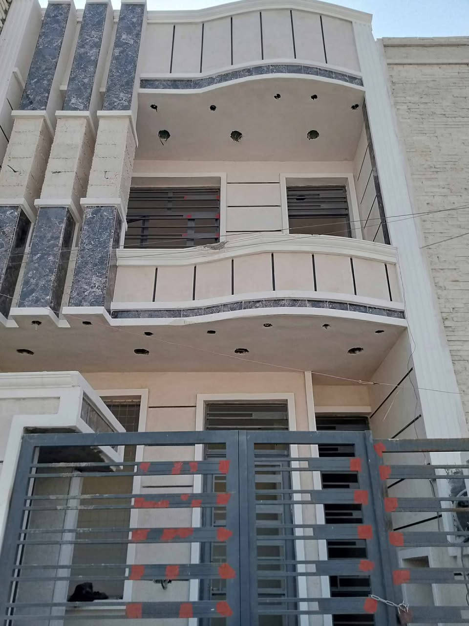 لبخ درجة أولى سمنت جص بورك كافت نقشات خشن ناعم *********** ديالى او بغداد بلخدمه للكل
