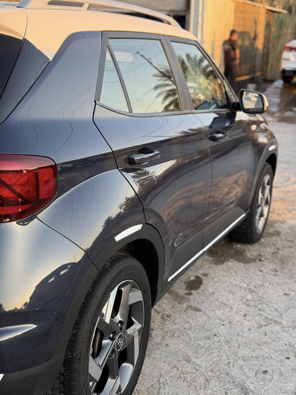 فينو موديل ( ٢٤ )
عداد المسافة ( ١٥ الف مايل )

المواصفات 
١- بصمة
٢- تشغيل عن بعد
٣- رادار 
٤- تحديد مسار
٥- شاشة كاميرا
٦- لايت زنون
٧- شحن لاسلكي

السيارة حادثها موضح هذا رقم الشاصي 
👇👇👇👇👇👇👇👇👇👇
( KMHRC8A3XRU280341)

(بيها تعديل بجزء من الشاصي وجزء من اللغدة جهة اليمين) تبديل قطعة واحدة فقط ( البنيد )
ايرباك الدرگة والبردة جهة اليمين

السيارة بدون رقم مصلحة وجاهزة 

مكان السيارة ( بابل / مركز الحلة )

السعر مناسب ( 109 $ )

للإستفسار ( *********** )
