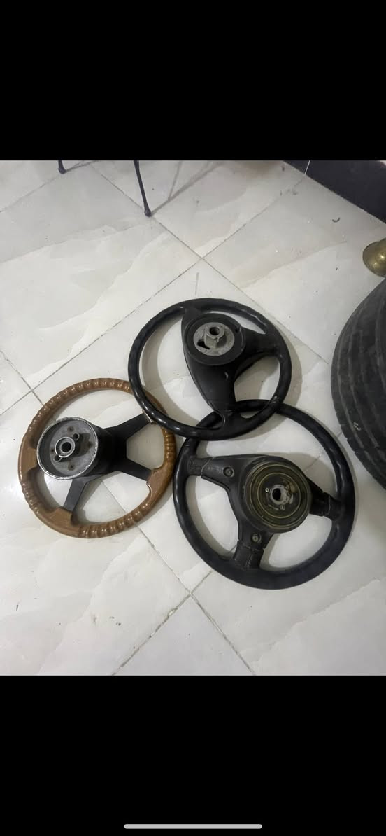 سلام عليكم للبيع غراض مكاني بـغداد الاعلام كلمن وسعرة وعندي نواعم هواي ***********
