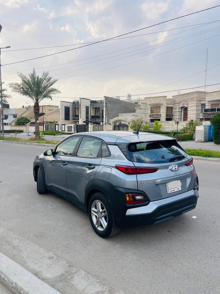 للبيع هونداي كونه موديل 2021 
ماشيه 64 ml 
كير ومحرك كفاله شرط الفحص 
وارد امريكي الحادث موضح بالمنشور 
والسونار رقم بغداد تحويل مباشر 
السياره نظفه جدا داخل وخارج 
مكان السياره بغداد السيديه 
السعر 133 مجال بسيط 
***********
