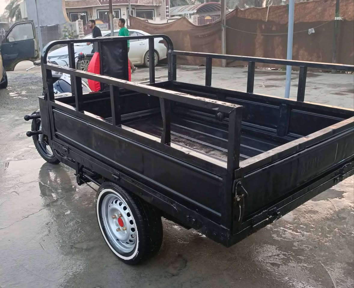 شباب سلام عليكم ستوته للبيع موديل 14 طالعه بل 15 تعمير كله جديد بس البدي والشاصي ما بدلته اكسن جمره 25 مكينه 24 وغراض كله جديد 
اوراق اصولي السعر 1250 وبيه مجال شراي يتصل مكان حله ورديه خارج وهذه رقم ***********
