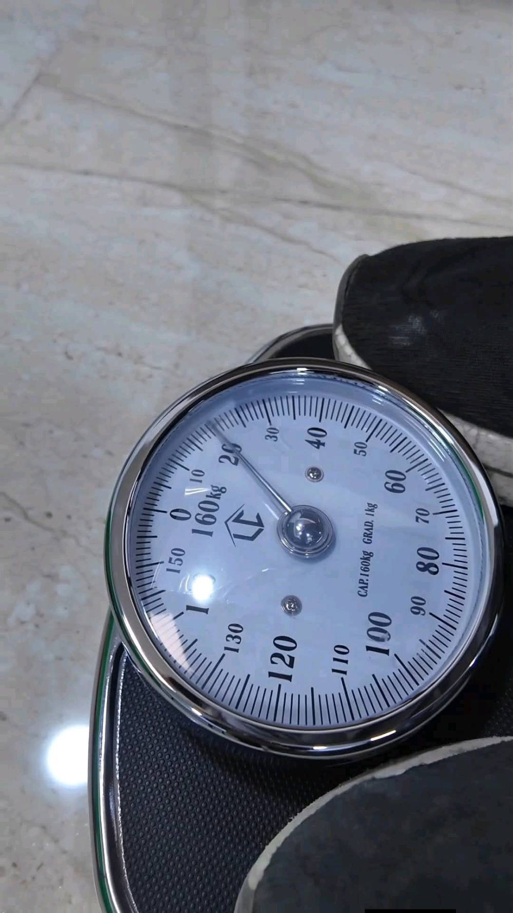 ميزان ميكانيكي