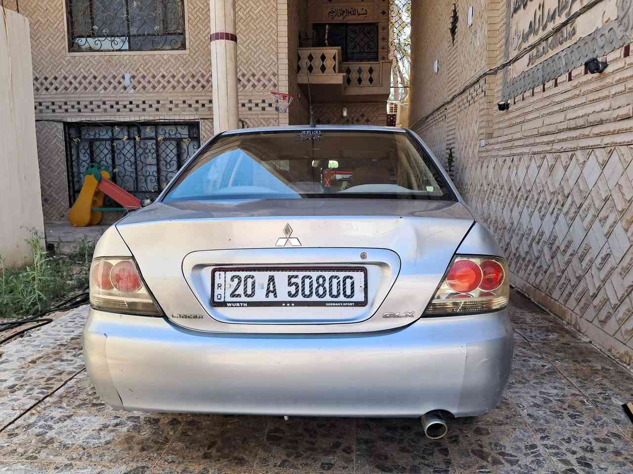 لانسر ٢٠١٠ رقم جديد سنويه جديد سياره نضيفه تبريد شغال سعر٧٥ وبي مجال هاتف *********** بي واتساب مكان السياره بعقوبه
