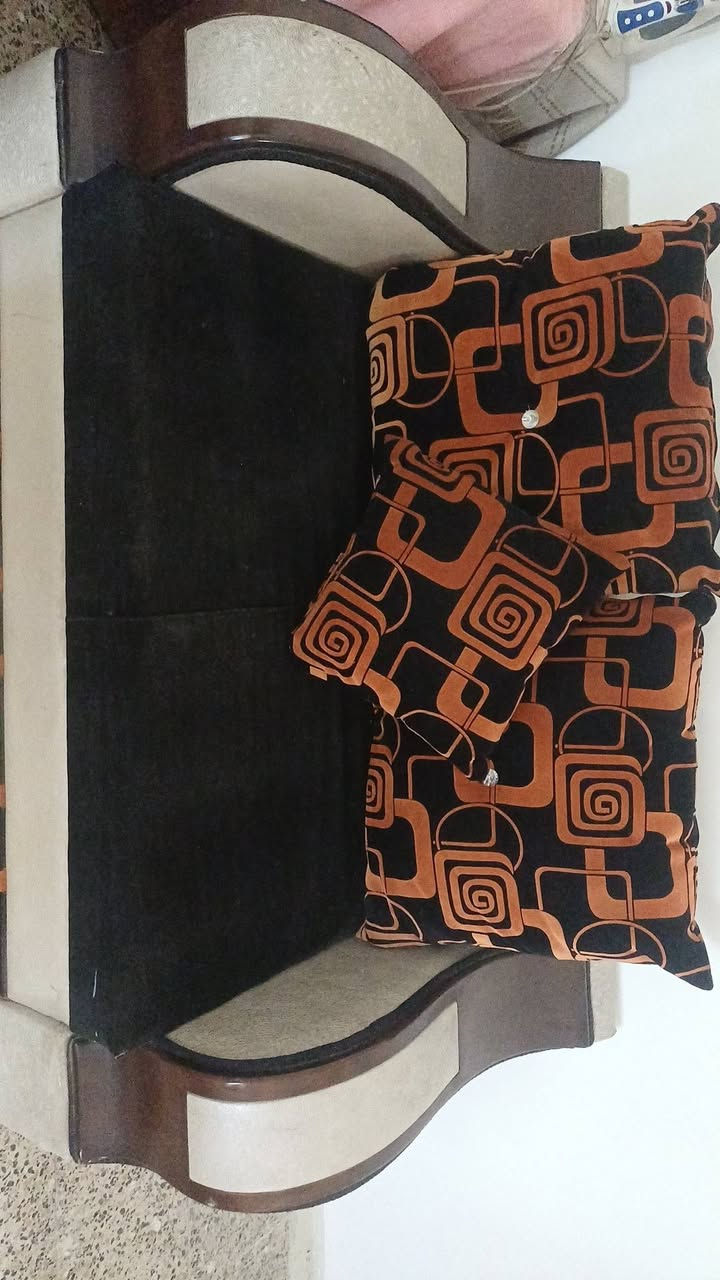 للبيع الاتصال على الرقم ***********
